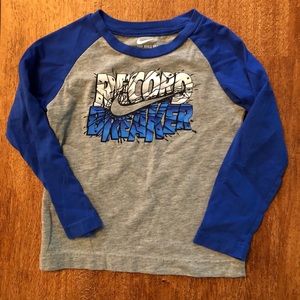 3t boy Nike long sleeved- check my closet bundle!